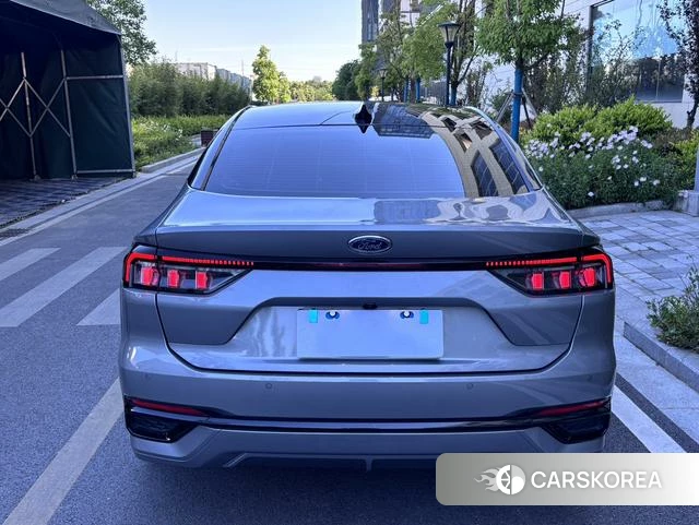 Ford Mondeo 2024 Другой из Китая, фото 2
