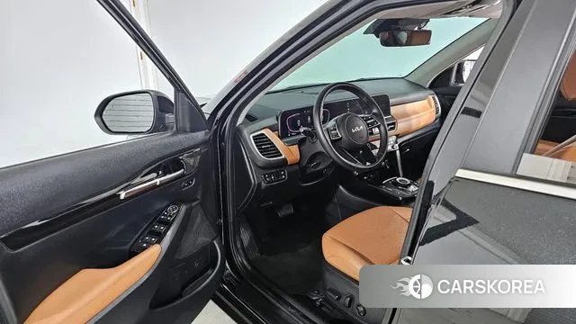 Kia The New Seltos 2023 Черный из Кореи, фото 2