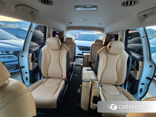 Kia Carnival 4th generation 2023 Белый из Кореи, фото 2