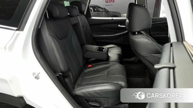 Hyundai The New Santa Fe 2023 Белый из Кореи, фото 2