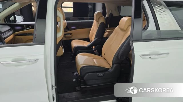 Kia Carnival 4th generation 2022 Белый из Кореи, фото 2