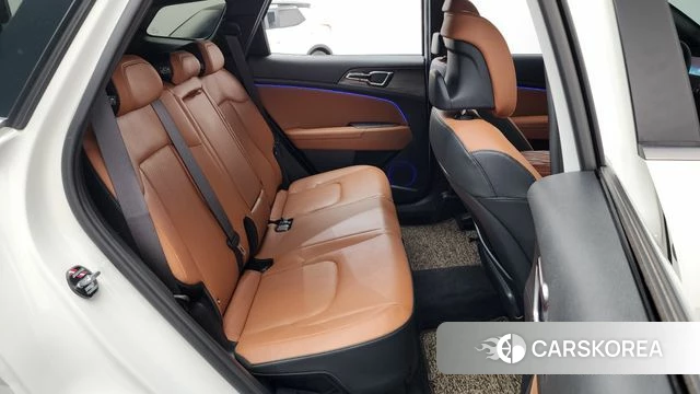 Kia Sportage 5th Generation Hybrid 2022 Белый из Кореи, фото 2