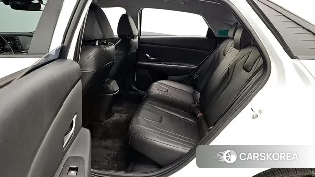 Hyundai Avante Hybrid (CN7) 2022 Белый из Кореи, фото 2