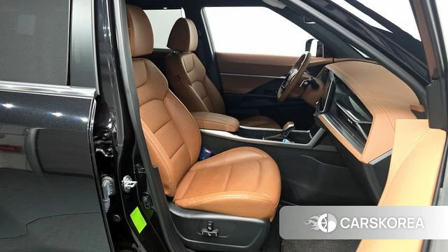 Ssangyong Torres 2023 Черный из Кореи, фото 2