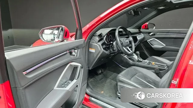 Audi Q3 (F3) 2020 Красный из Кореи, фото 2