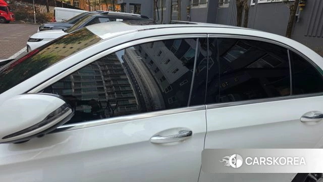 Mercedes-Benz E-Class W213 2018 Белый из Кореи, фото 2