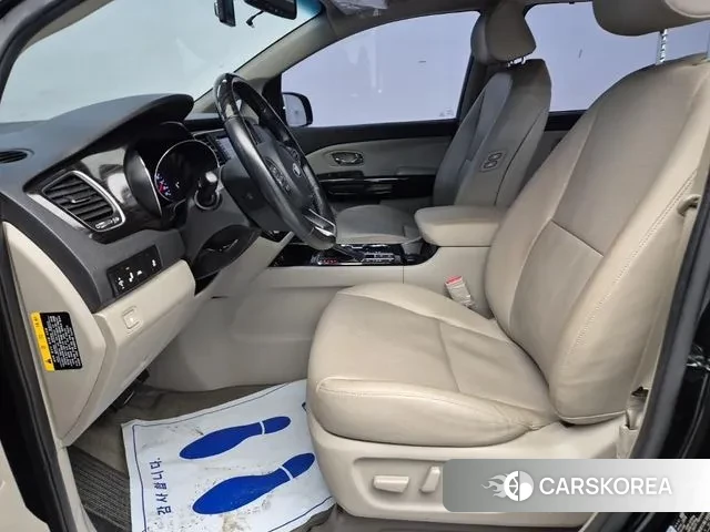Kia The New Carnival 2020 Черный из Кореи, фото 2