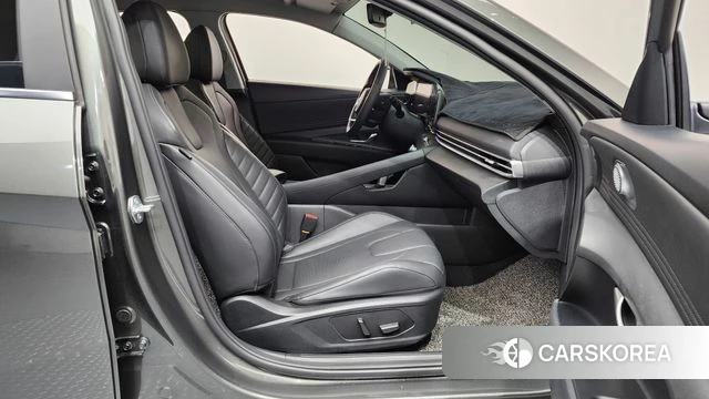 Hyundai Avante (CN7) 2023 Серый из Кореи, фото 2