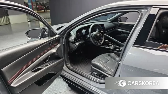 Hyundai The New Avante (CN7) 2024 Серый из Кореи, фото 2