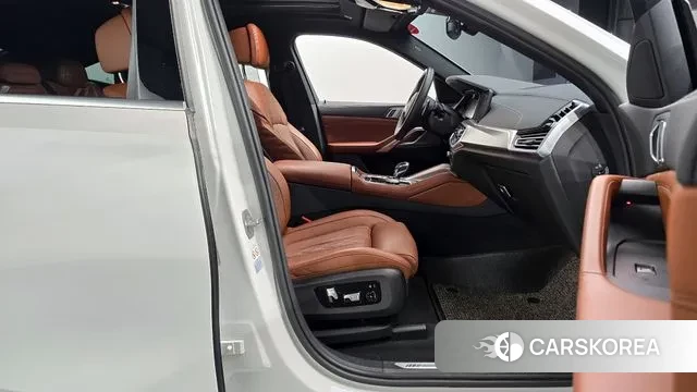 BMW X6 (G06) 2022 Белый из Кореи, фото 2