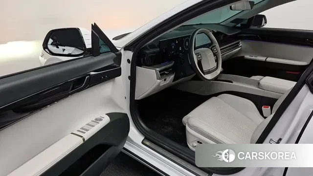 Hyundai Grandeur (GN7) 2023 Белый из Кореи, фото 2