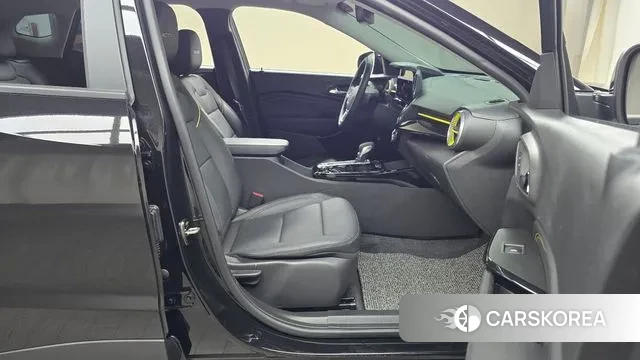 Chevrolet (GM Daewoo) Trax Crossover 2023 Черный из Кореи, фото 2