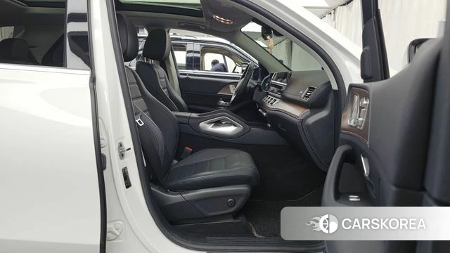 Mercedes-Benz GLE-Class W167 2021 Белый из Кореи, фото 2