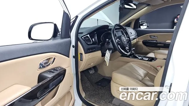 Kia The New Carnival 2020 Белый из Кореи, фото 2