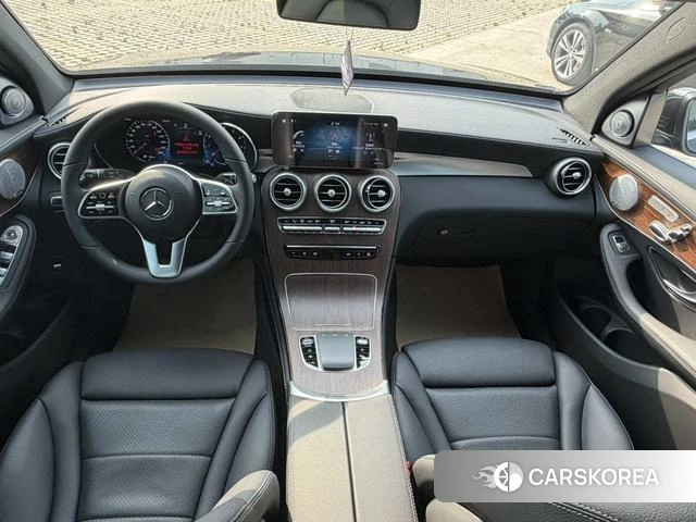 Mercedes-Benz GLC 2021 Черный из Китая, фото 2