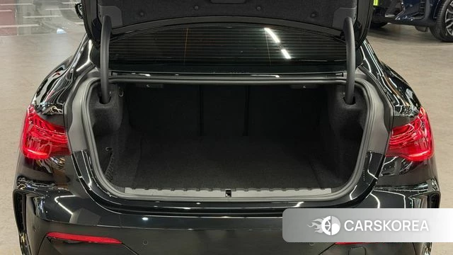 BMW 4 Series (G22) 2025 Черный из Кореи, фото 2