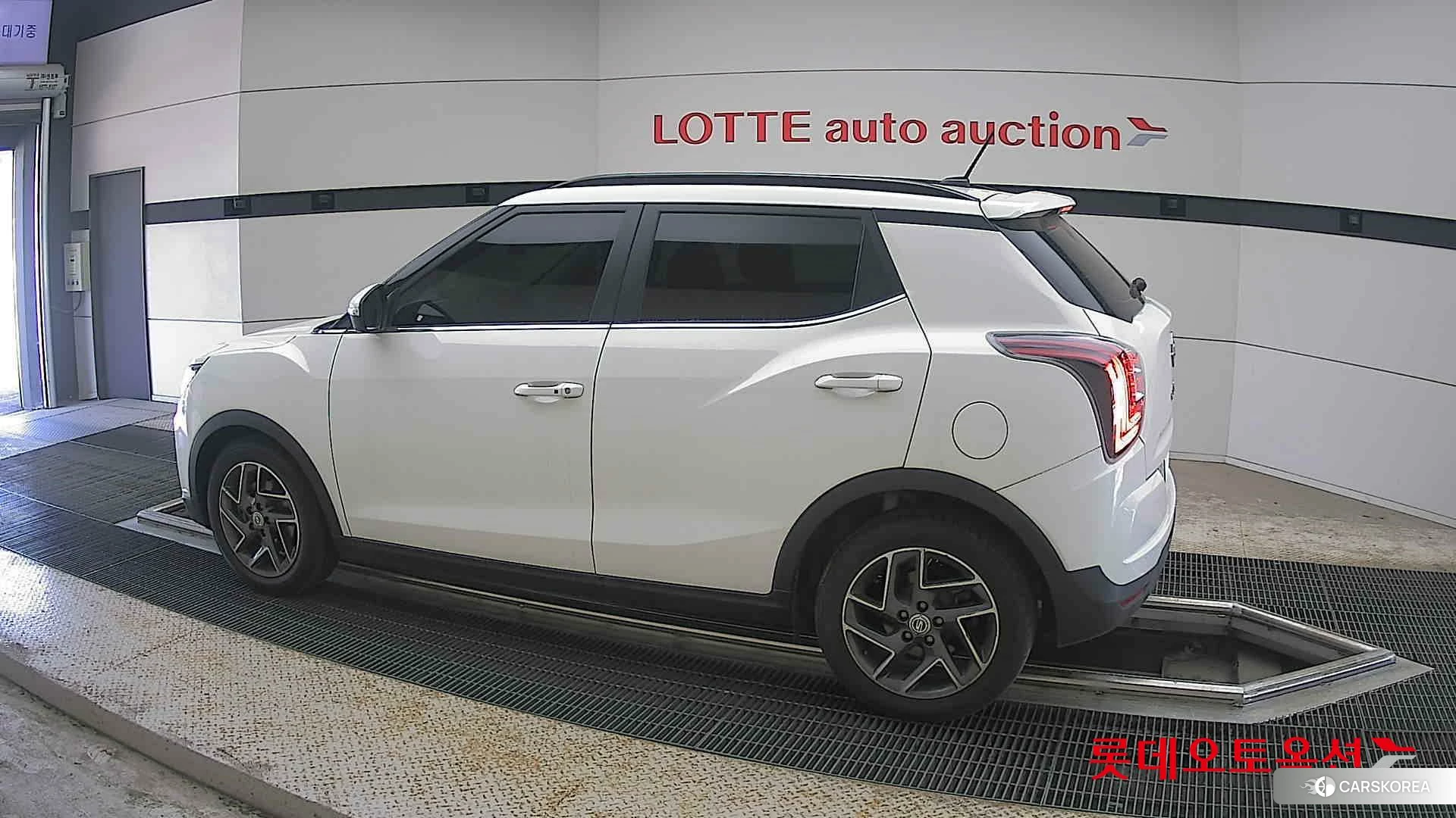 SsangYong Tivoli 2022 Grand White из Кореи, фото 2
