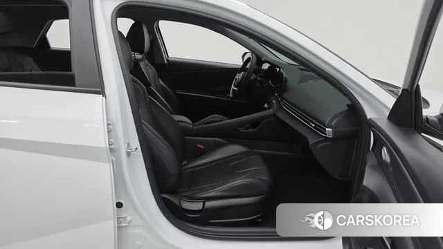 Hyundai Avante (CN7) 2022 Белый из Кореи, фото 2