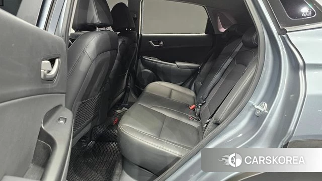 Hyundai Kona 2020 Светло-серебряный цвет из Кореи, фото 2