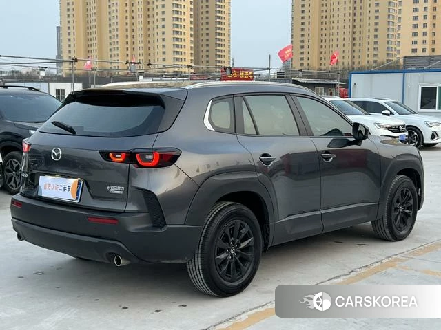 Mazda CX-50 line also 2023 Темно-серый из Китая, фото 2