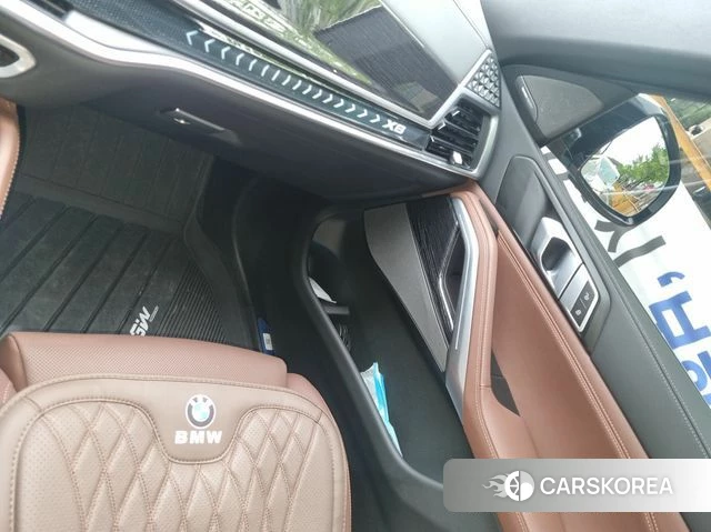 BMW X6 (G06) 2024 Белый из Кореи, фото 2