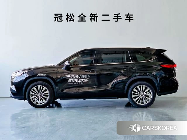 Toyota Highlander 2024 Черный из Китая, фото 2