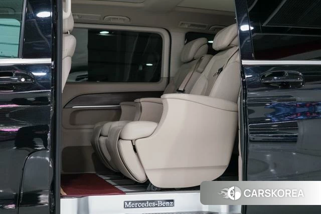 Mercedes-Benz V-class 2023 Черный из Китая, фото 2