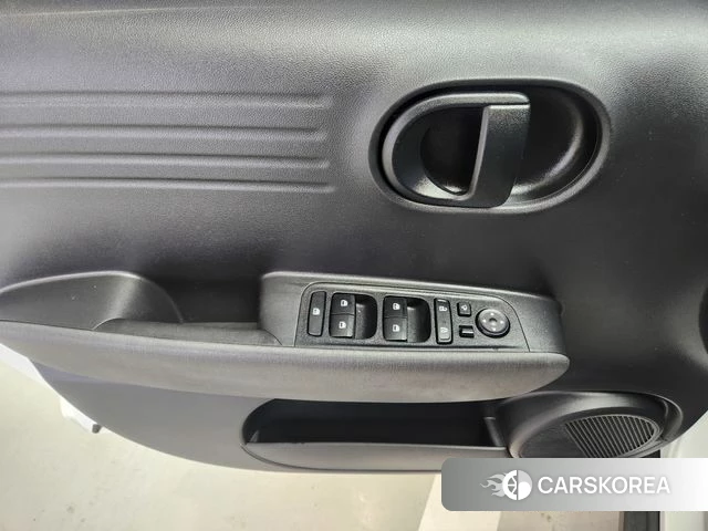 Hyundai Casper 2023 Белый двухцветный из Кореи, фото 2