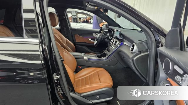 Mercedes-Benz GLC-Class X253 2022 Черный из Кореи, фото 2