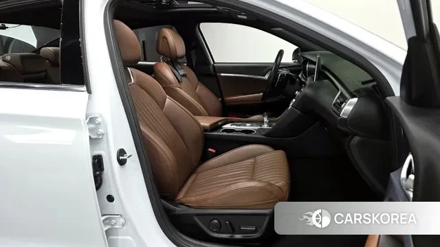 Genesis G70 2019 Белый из Кореи, фото 2