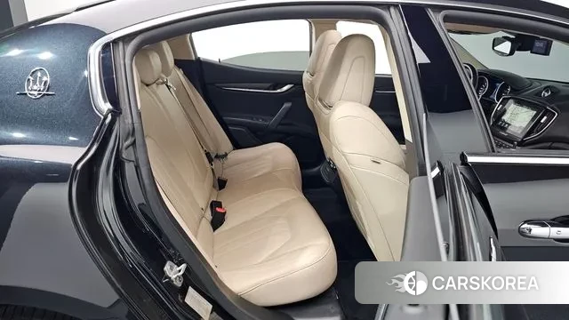 Maserati Ghibli 2018 Черный из Кореи, фото 2