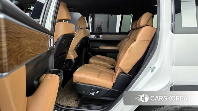 Hyundai Santa Fe (MX5) 2024 Белый из Кореи, фото 2