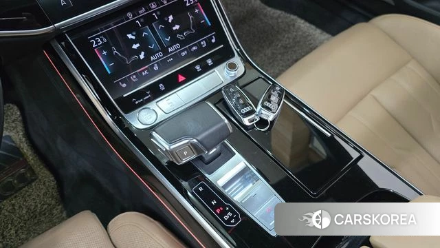 Audi A8 (D5) 2020 Черный из Кореи, фото 2