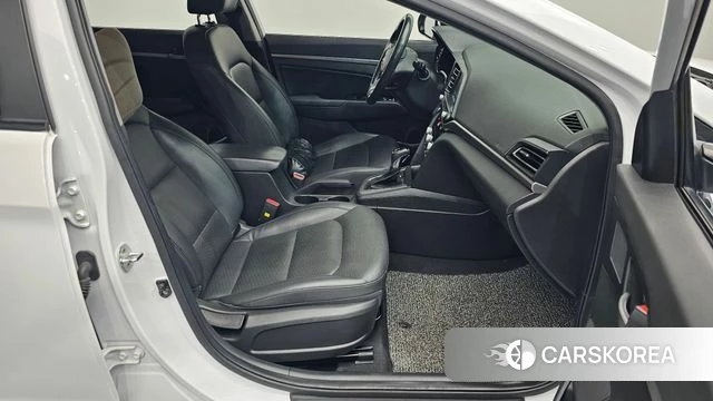 Hyundai The New Avante AD 2019 Белый из Кореи, фото 2