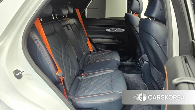 Genesis GV70 2025 Белый из Кореи, фото 2