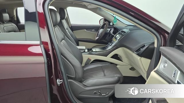 Lincoln Nautilus First generation 2019 Фиолетовый из Кореи, фото 2