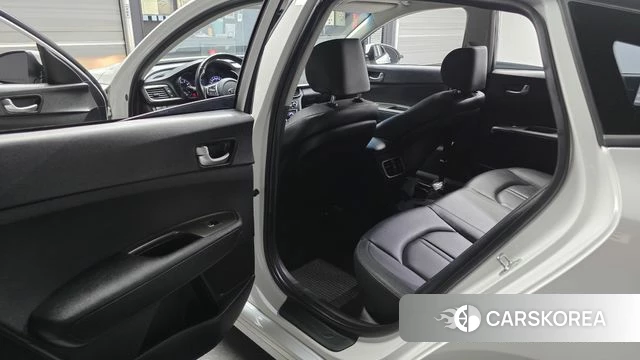 Kia The New K5 2nd generation 2019 Белый из Кореи, фото 2