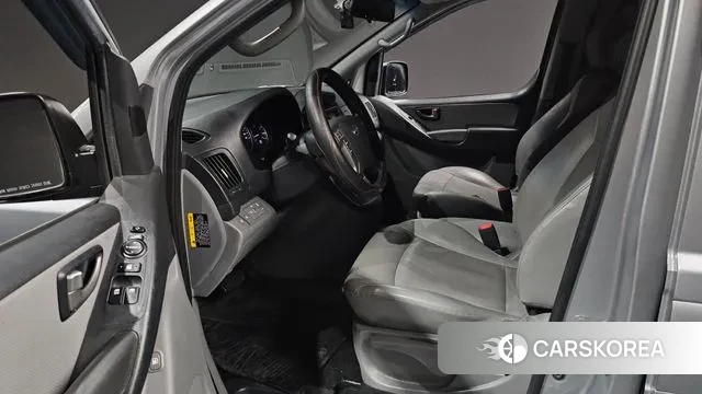 Hyundai The New Grand Starex 2019 Серебряный из Кореи, фото 2