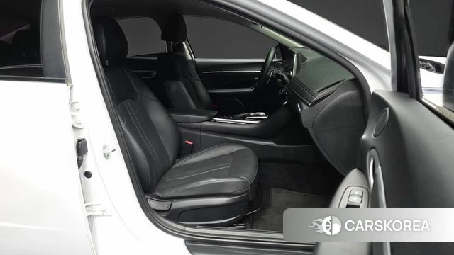 Hyundai Sonata (DN8) 2019 Белый из Кореи, фото 2