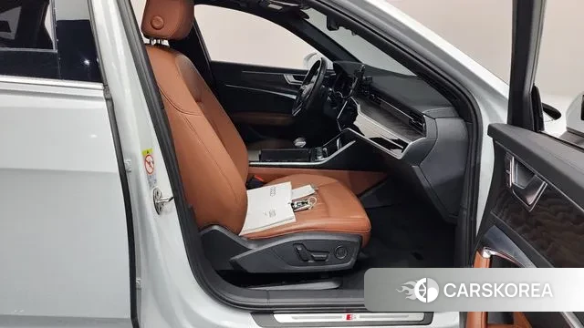 Audi A6 (C8) 2020 Белый из Кореи, фото 2