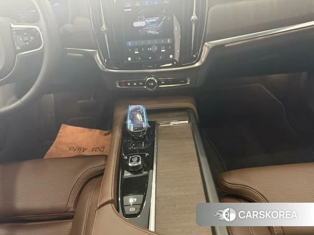 Volvo S90 2022 Черный из Китая, фото 2