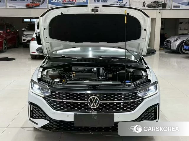 Volkswagen Lavida 2022 Белый из Китая, фото 2