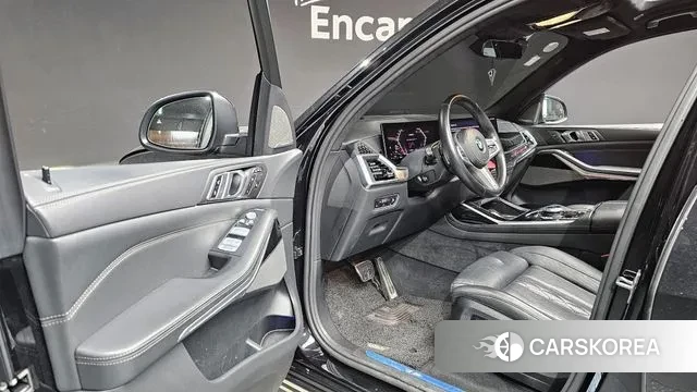 BMW X7 (G07) 2022 Черный из Кореи, фото 2