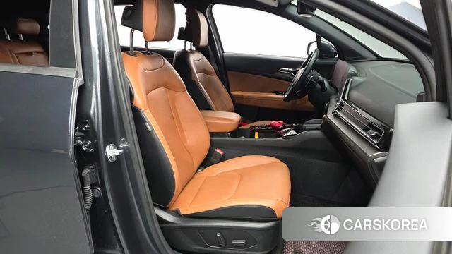 Kia Sportage 5th Generation Hybrid 2024 Серый из Кореи, фото 2