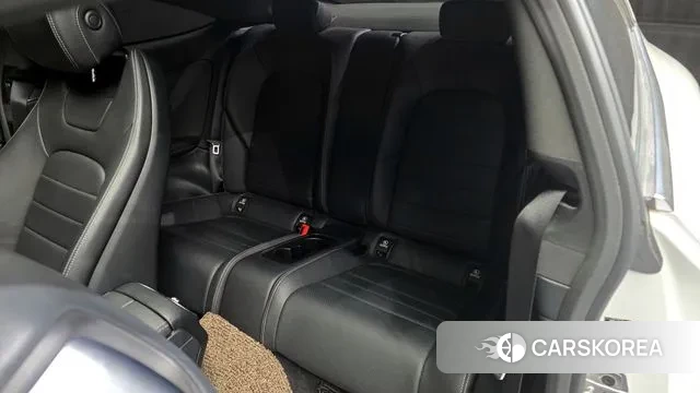 Mercedes-Benz C-Class W205 2019 Белый из Кореи, фото 2