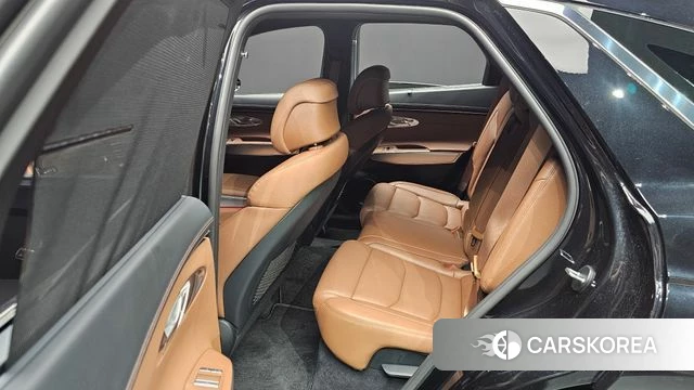 Genesis GV70 2023 Черный из Кореи, фото 2