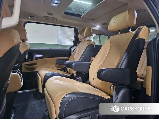 Kia Carnival 4th generation 2020 Черный из Кореи, фото 2