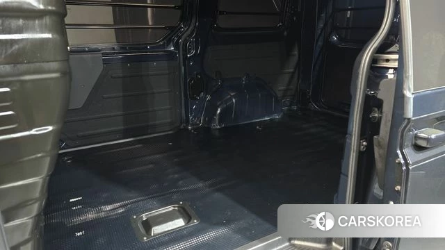 Hyundai Staria 2023 Синий из Кореи, фото 2