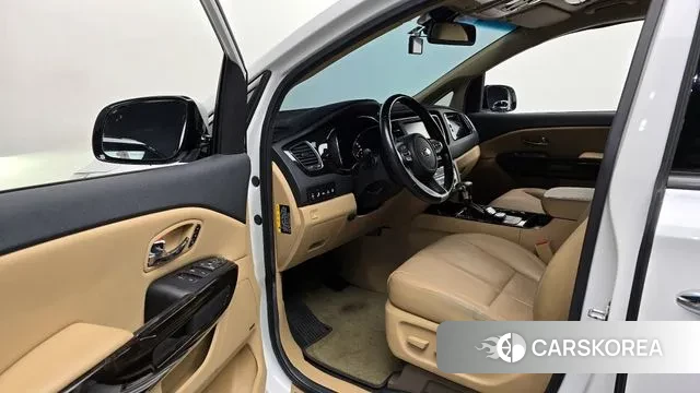 Kia The New Carnival 2018 Белый из Кореи, фото 2