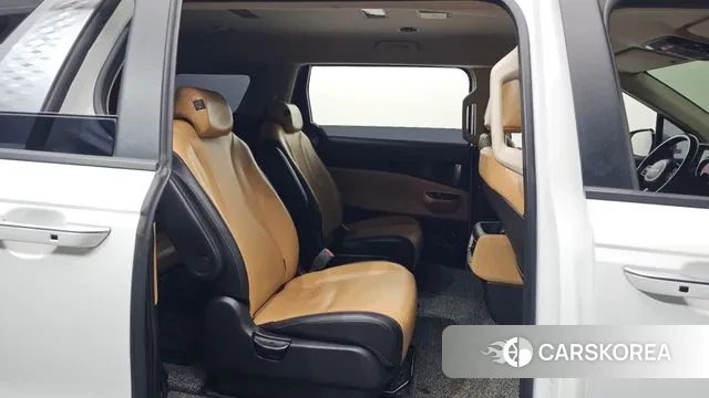 Kia Carnival 4th generation 2022 Белый из Кореи, фото 2